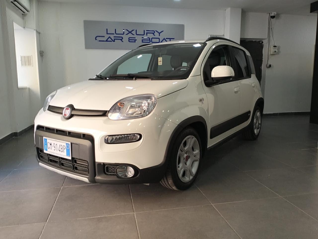 Fiat Panda 1.0 FireFly S&S Hybrid Red ADATTA PER NEOPATENTATI
