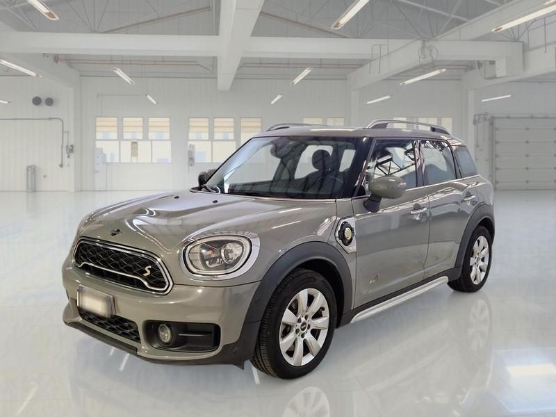 MINI COOPER SE COUNTRYMAN ALL4 BUSINESS AUTOM. 5 PORTE BERLINA