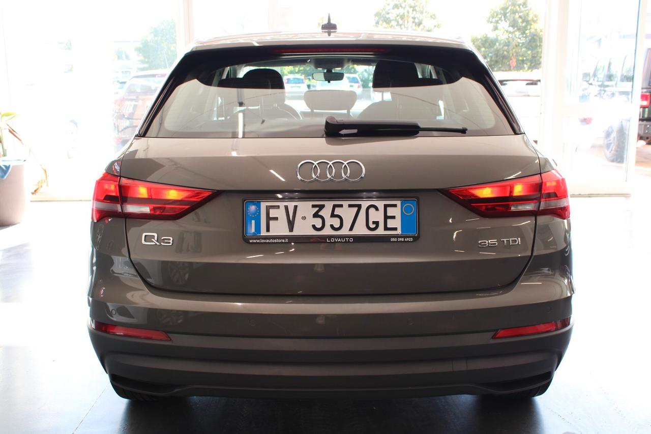Audi Q3 2.0 TDI 150 CV S tronic Business Advanced