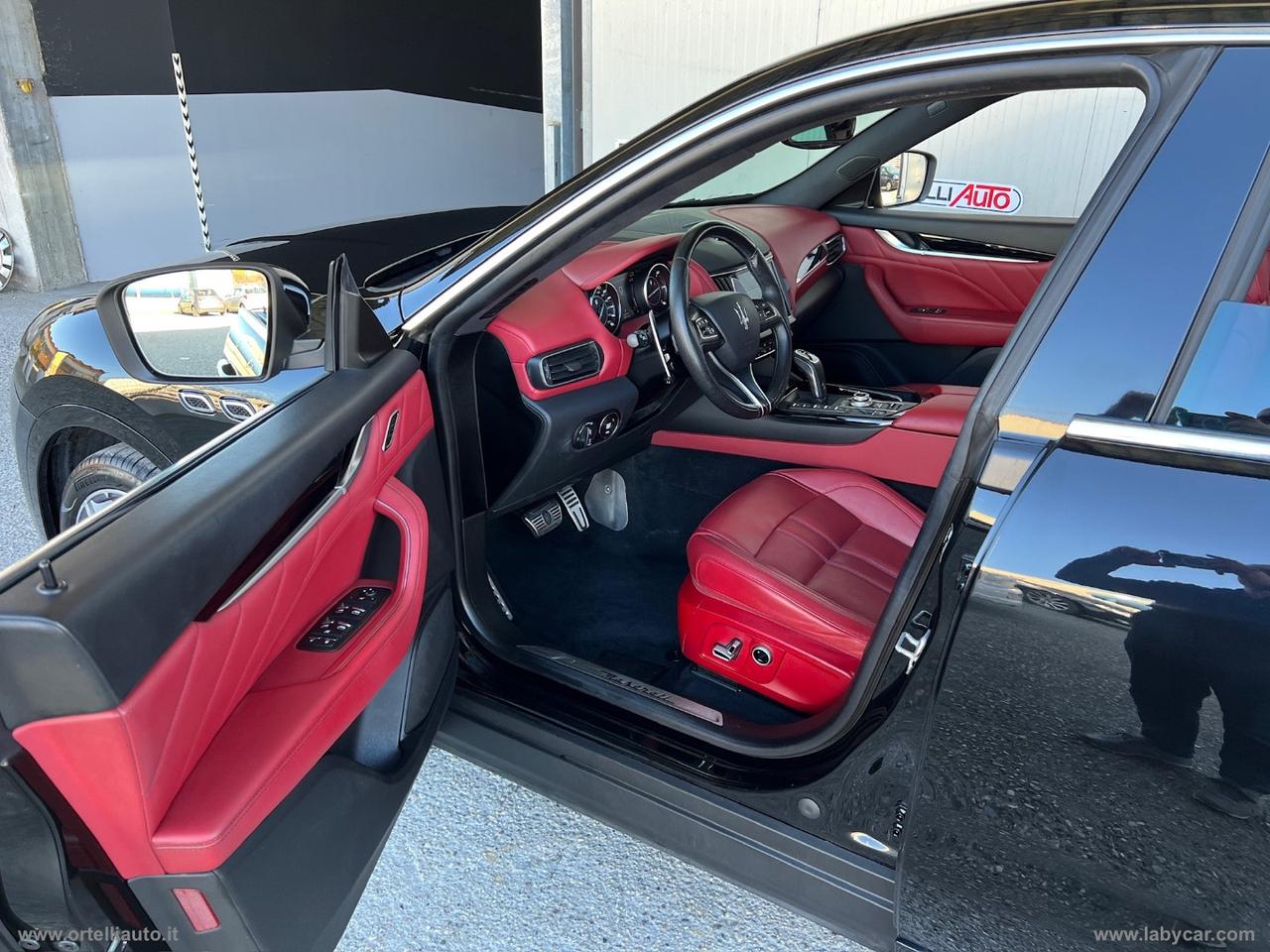 MASERATI Levante V6 Diesel AWD Gransport IVA DEDUCIBILE