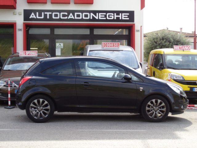 OPEL Corsa 1.4GPL PREZZO VALIDO FINO 16.05,GARANZIA,km certi