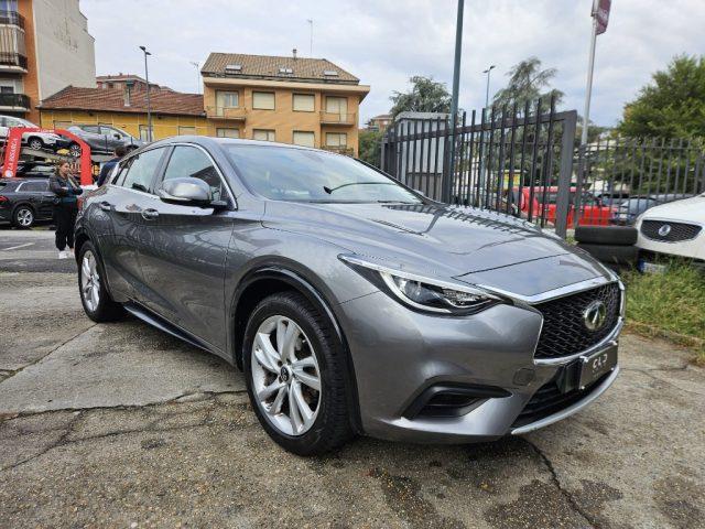 INFINITI Q30 1.5 diesel