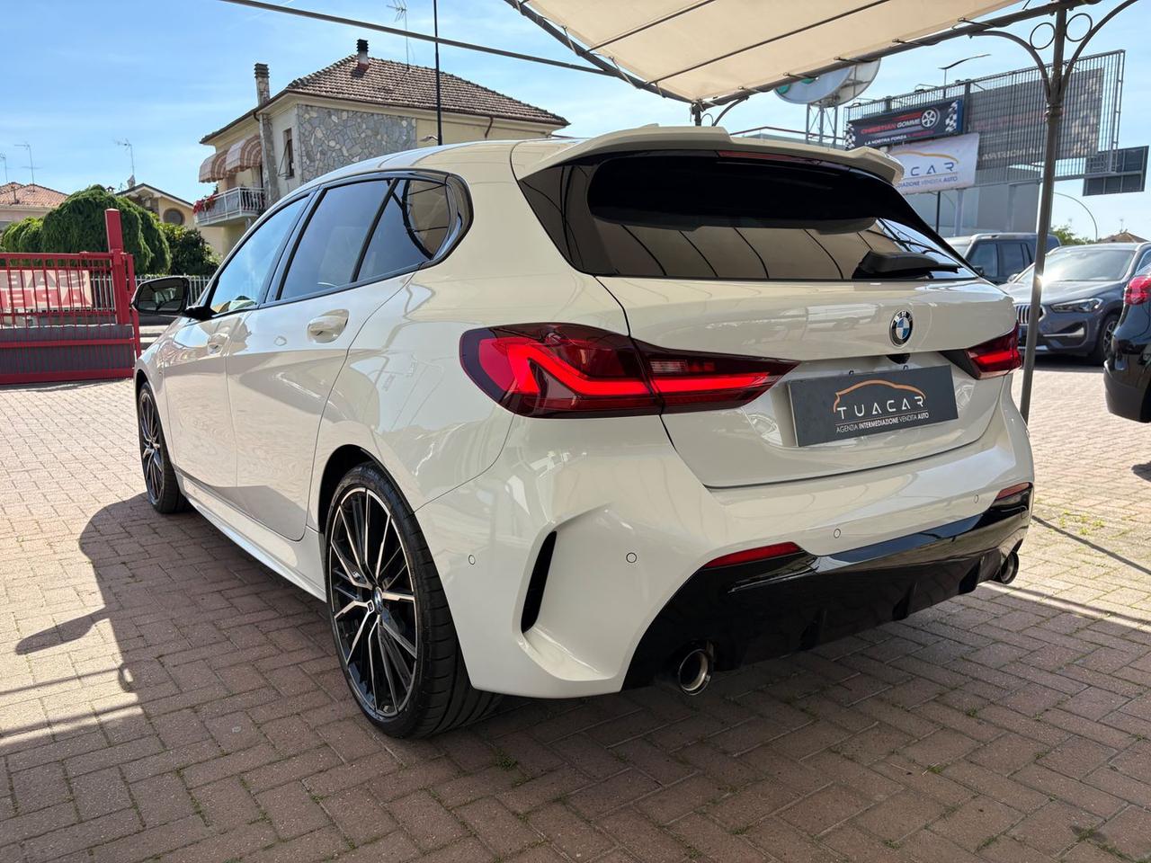 Bmw 118 M Sport 118d TETTO APRIBILE E PANOR #10951