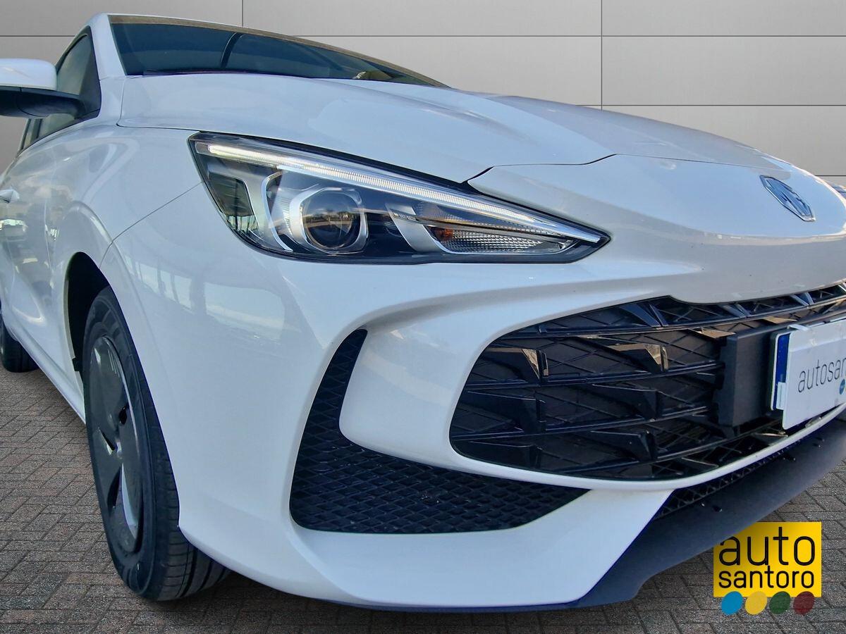 KM0 - MG MG3 MY 25 1.5 MT STANDARD DOVER WHITE