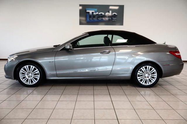 MERCEDES-BENZ E 200 Benzina Cabrio tagliandi Mercedes