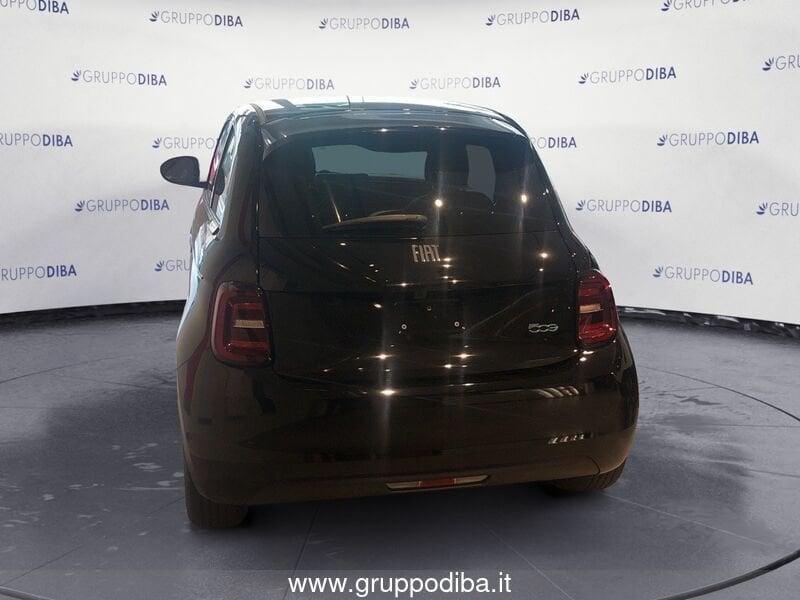 FIAT 500 BEV HATCHBACK M Nuova Hatchback My23 La Nuova - 320 Berlin