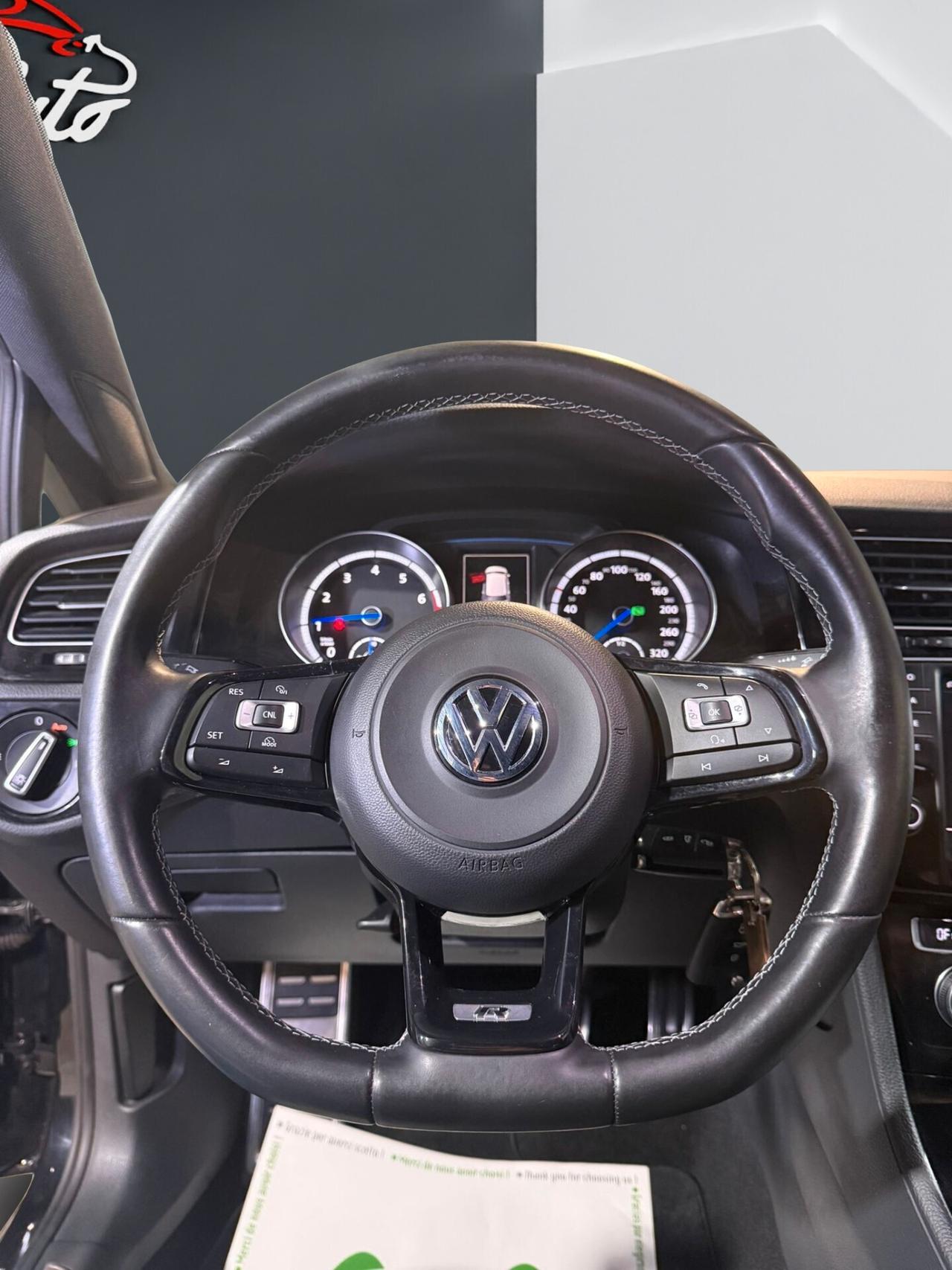 Volkswagen Golf R 2.0 DSG 5p. 4MOTION