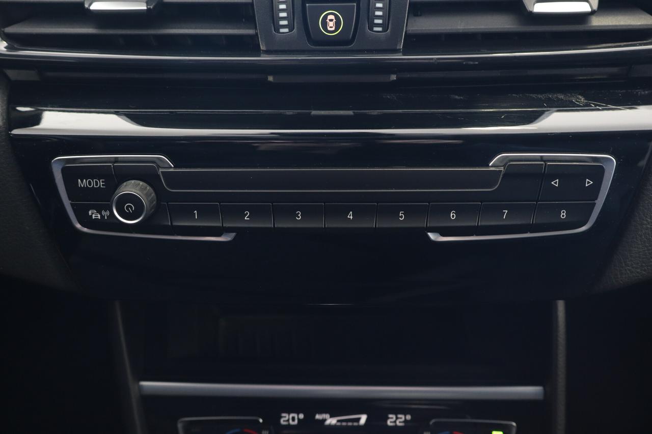 BMW 218 d ACTIVE TOURER ADVANTAGE - 218d