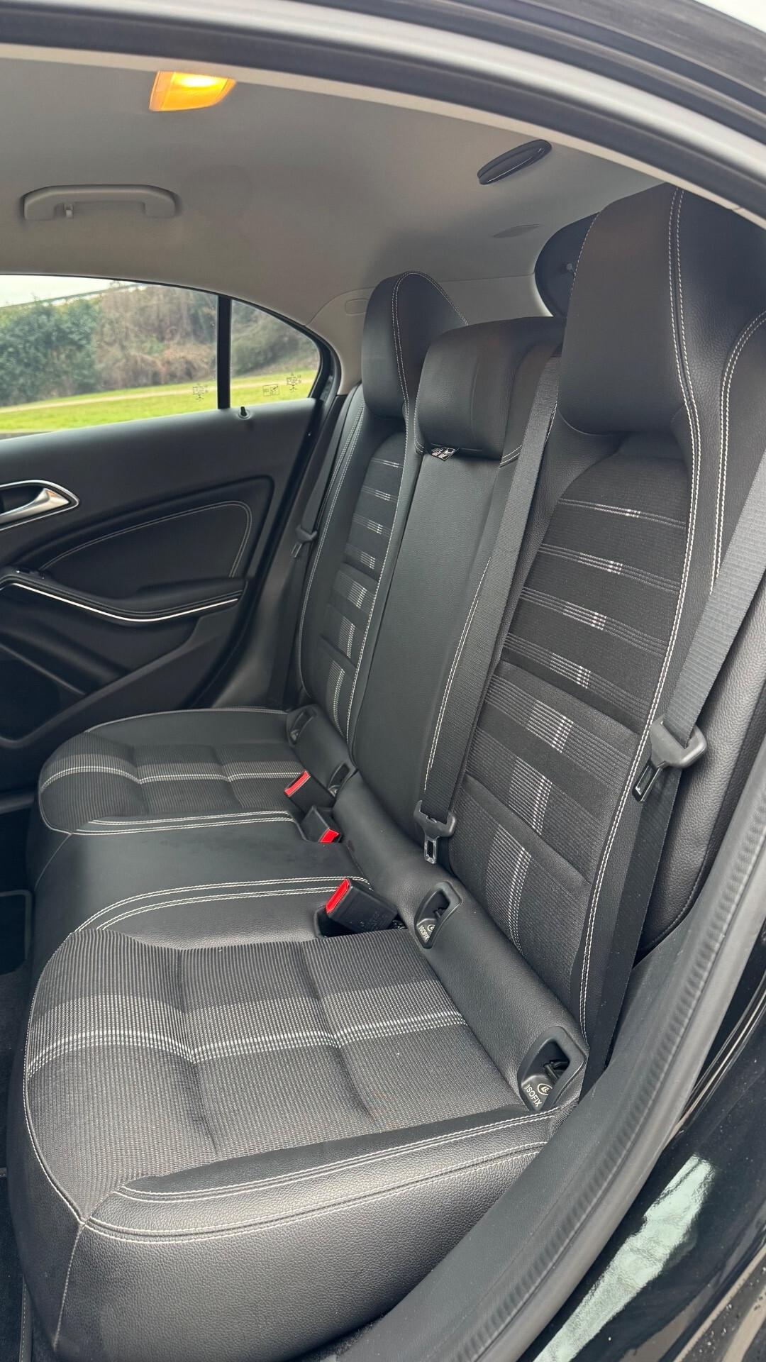 Mercedes-benz A180 d Sport