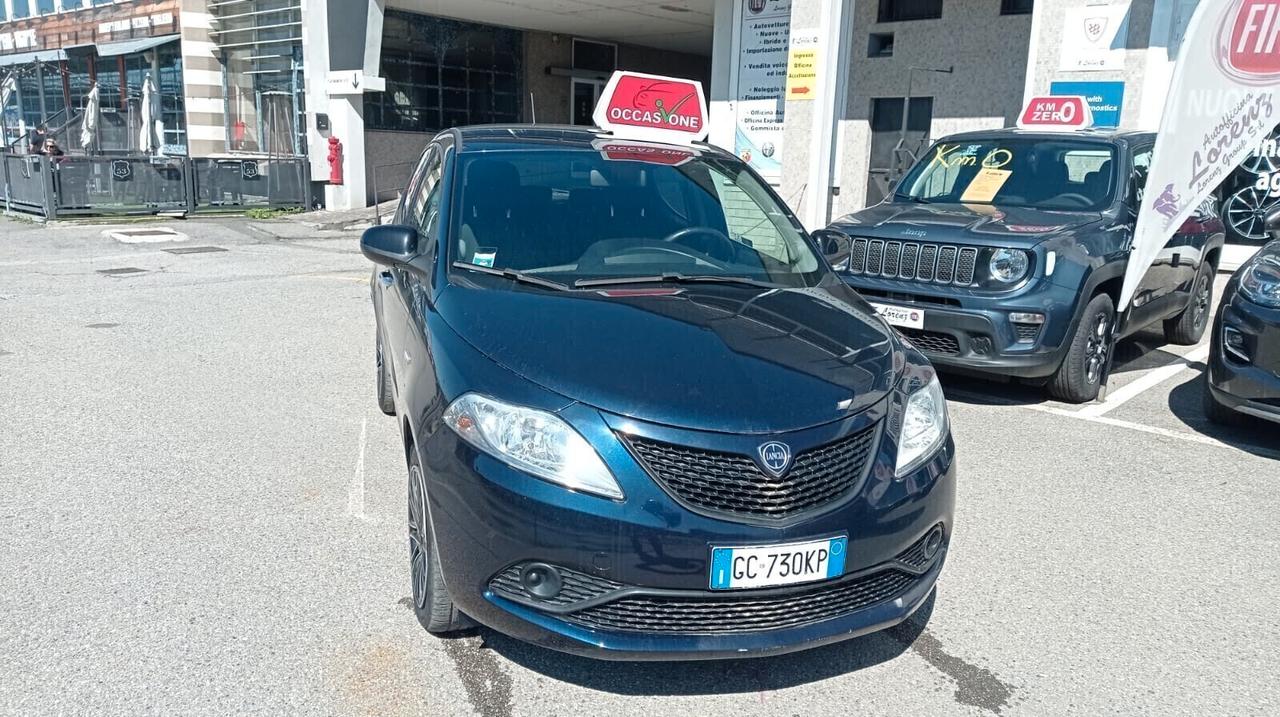 Lancia Ypsilon 1.2 69 CV 5 porte S&S Elefantino Blu