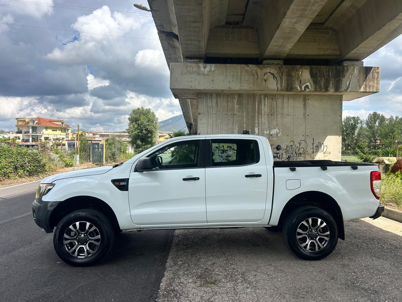 Ford Ranger 2.2 TDCi DC Limited 5pt.