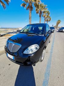 Lancia Ypsilon 1.2 69 CV Diva NEOPATENTATI