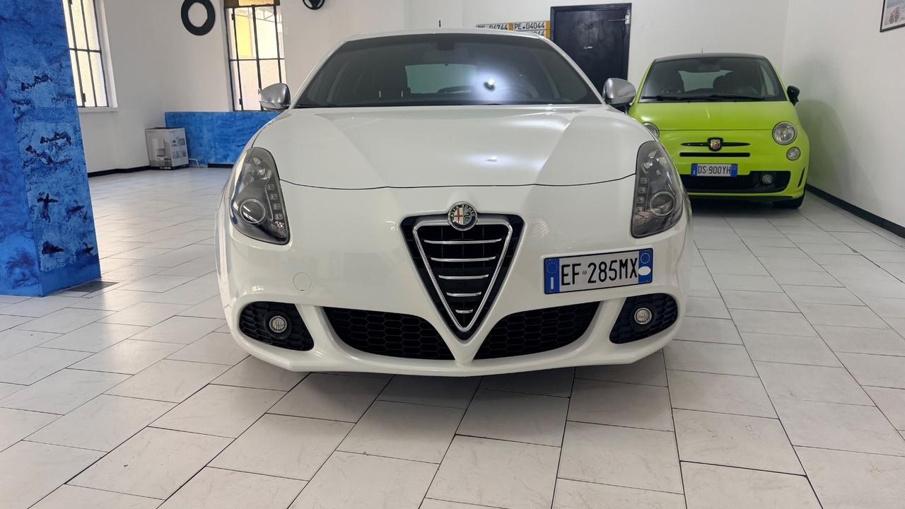 Alfa Romeo Giulietta 1750 TBi Quadrifoglio Verde