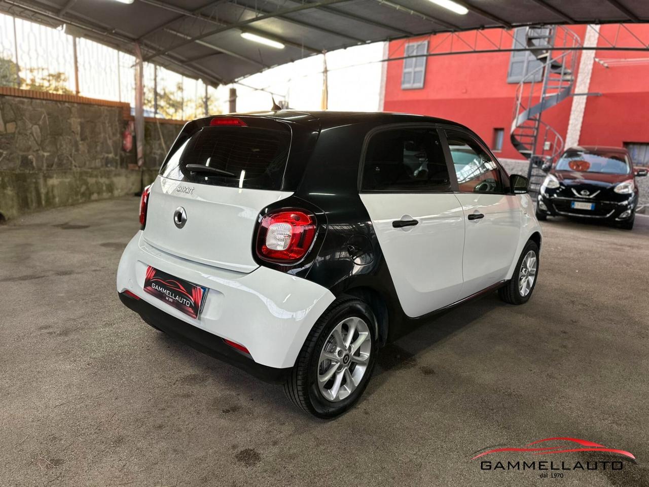 Smart ForFour 1.0 Youngster 71cv