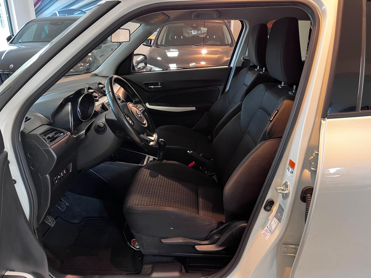 Suzuki Swift 1.2 Hybrid Cool