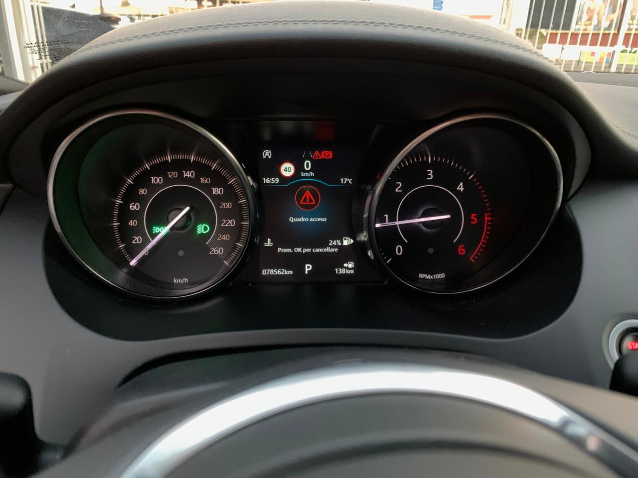 Jaguar E-Pace 2.0D 150 CV R-Dynamic