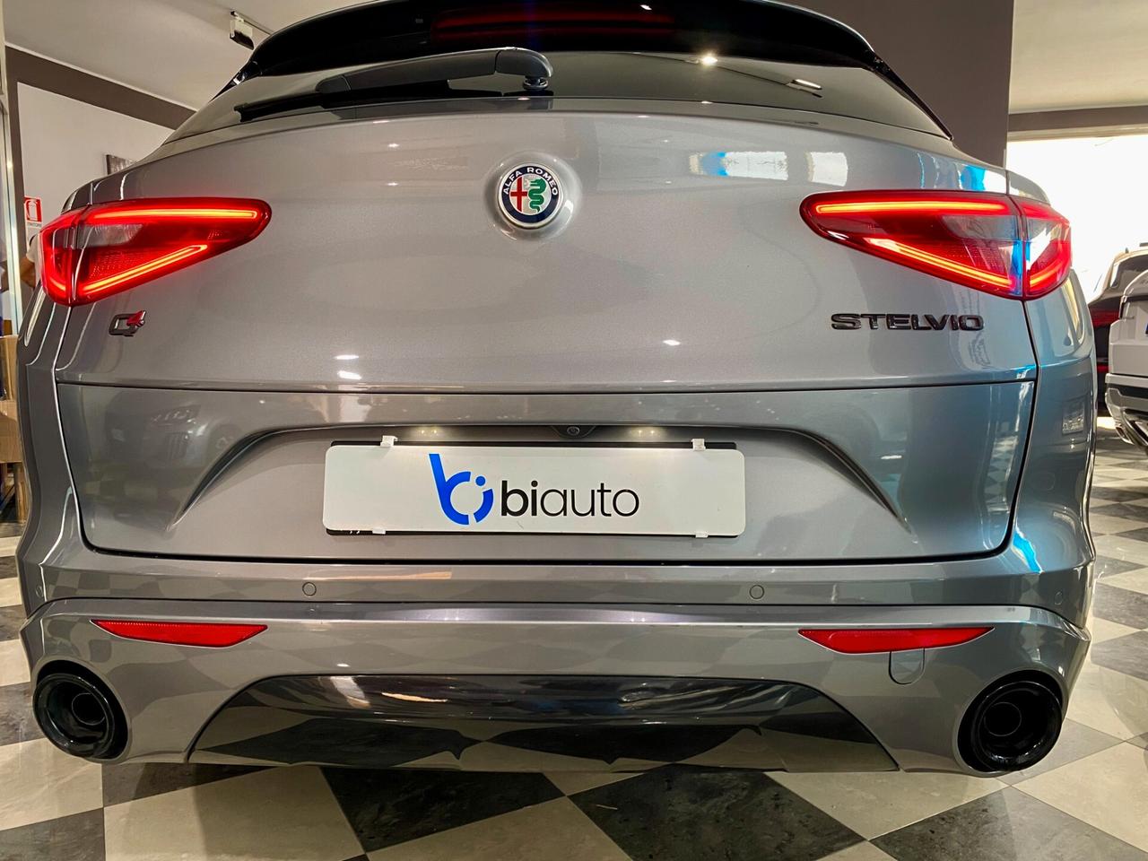 Alfa Romeo Stelvio 2.2 Turbodiesel 210 CV AT8 Q4 Veloce-12/2020