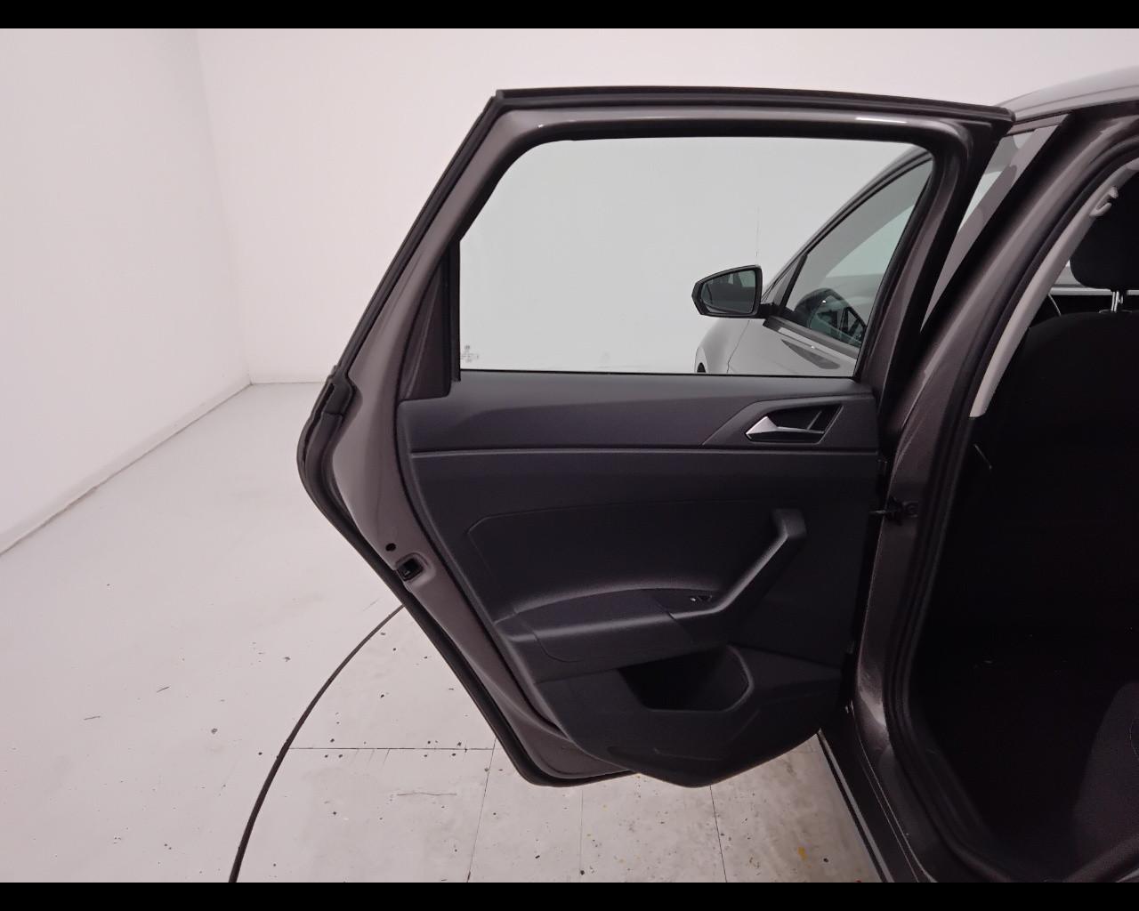 VOLKSWAGEN Polo VI 2017 - Polo 5p 1.6 tdi Comfortline 80cv