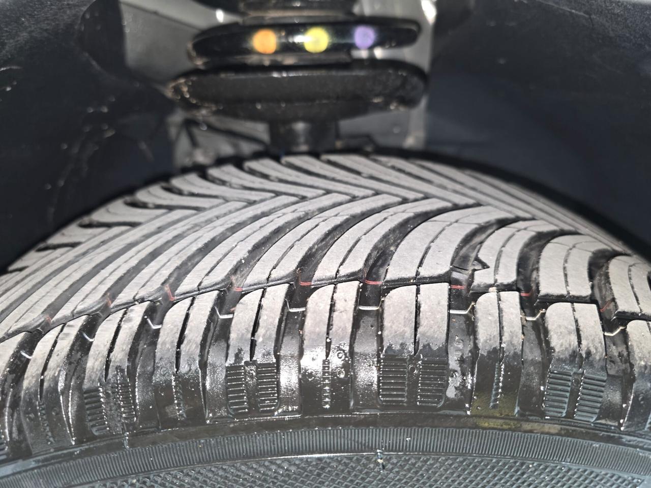 Peugeot 2008 1600hdi 102 cv allure