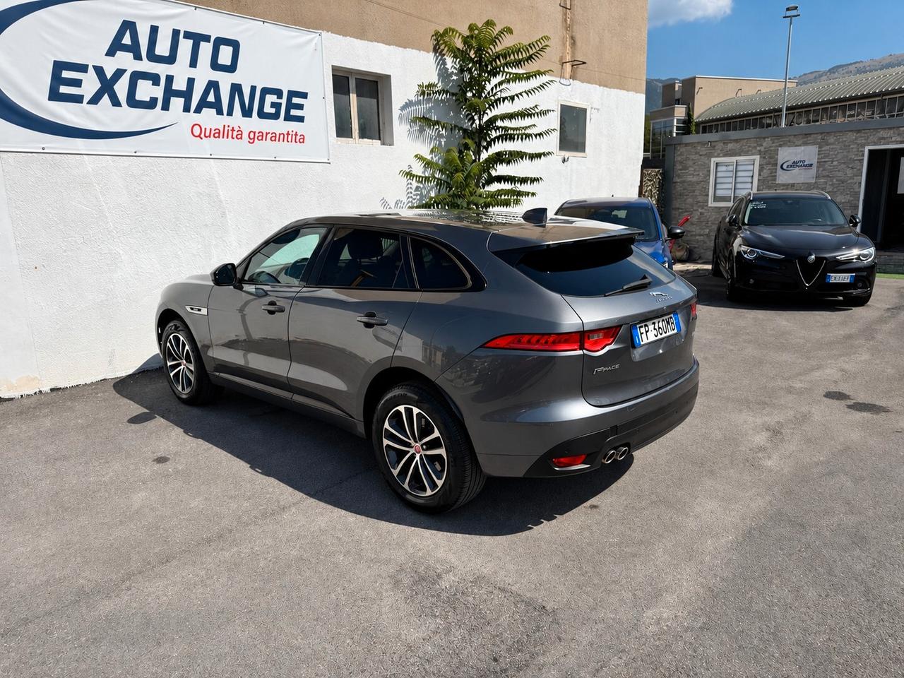 Jaguar F-Pace 2.0 D 180 CV AWD aut. R-Sport