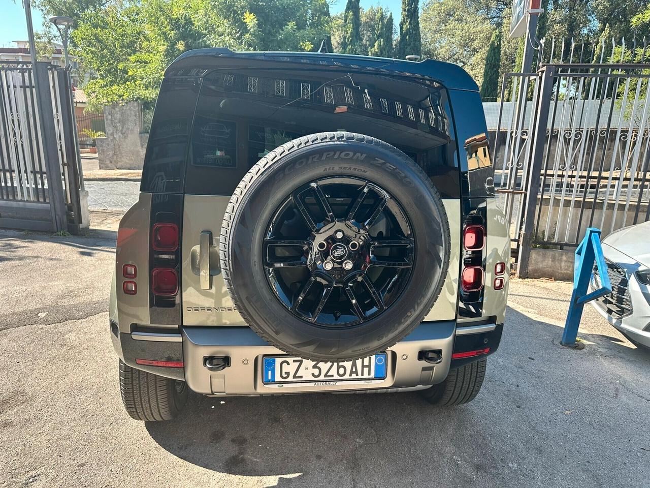 Land Rover Defender 90 3.0D I6 200 CV AWD Auto X-Dynamic SE