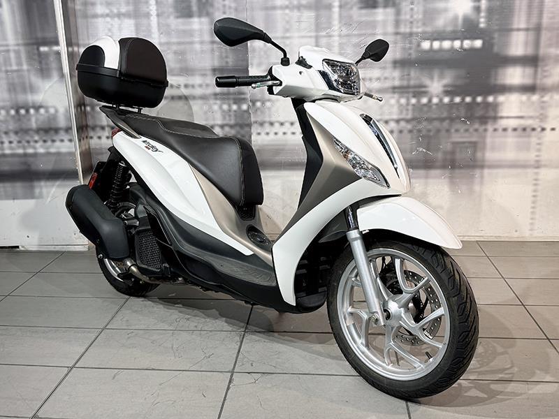 Piaggio Medley 150