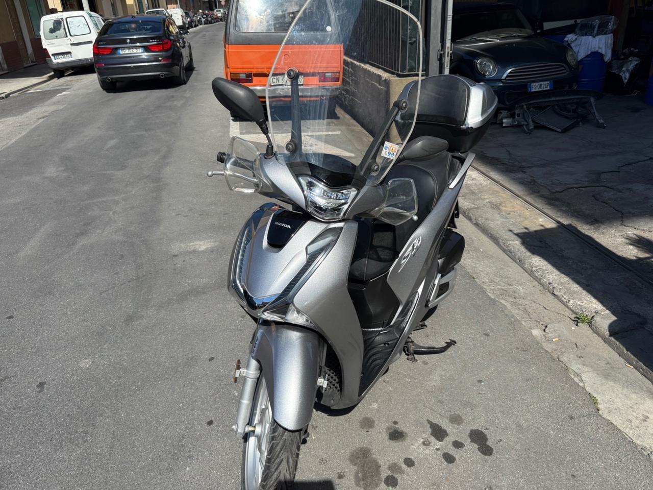 HONDA SH 125 i.e ABS - SOLO 4000 km -