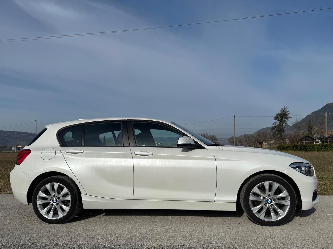 Bmw 116 116d 5p. Urban