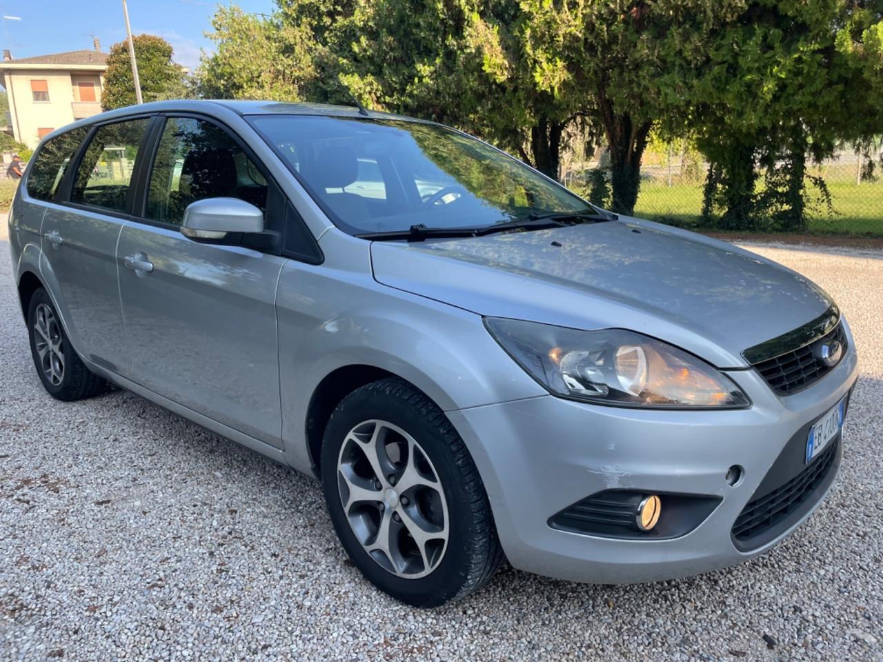 Ford Focus 1.6 TDCi titanum pronta al uso .€.2500