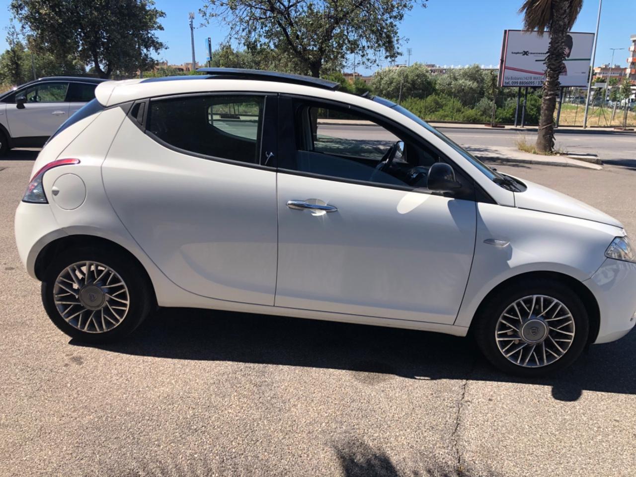 Lancia Ypsilon 1.3 MJT 16V 95 CV 5 porte S&S Platinum