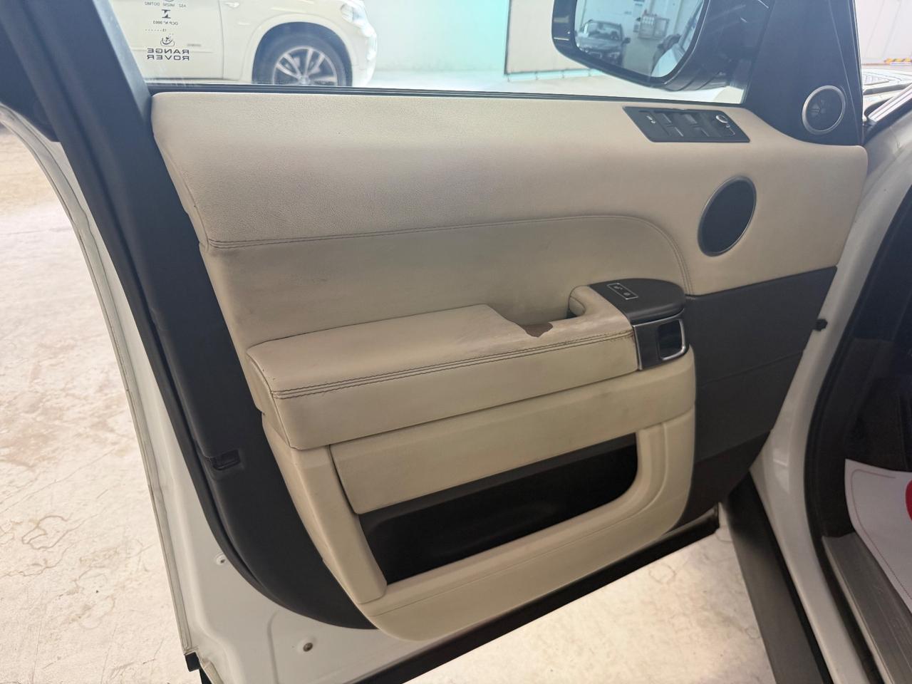 Land Rover Range Sport 3.0 TDV6 HSE Dynamic