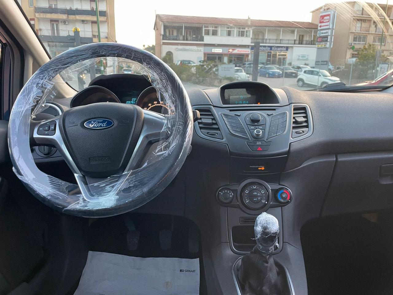 Ford Fiesta 1.5 TDCi 75CV 5 porte Business 2014