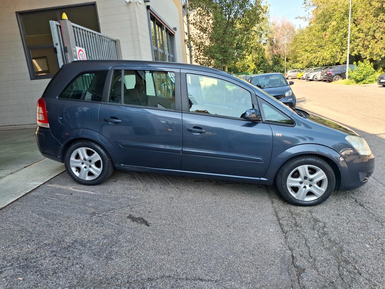 Opel Zafira 1.6 16V VVT Cosmo