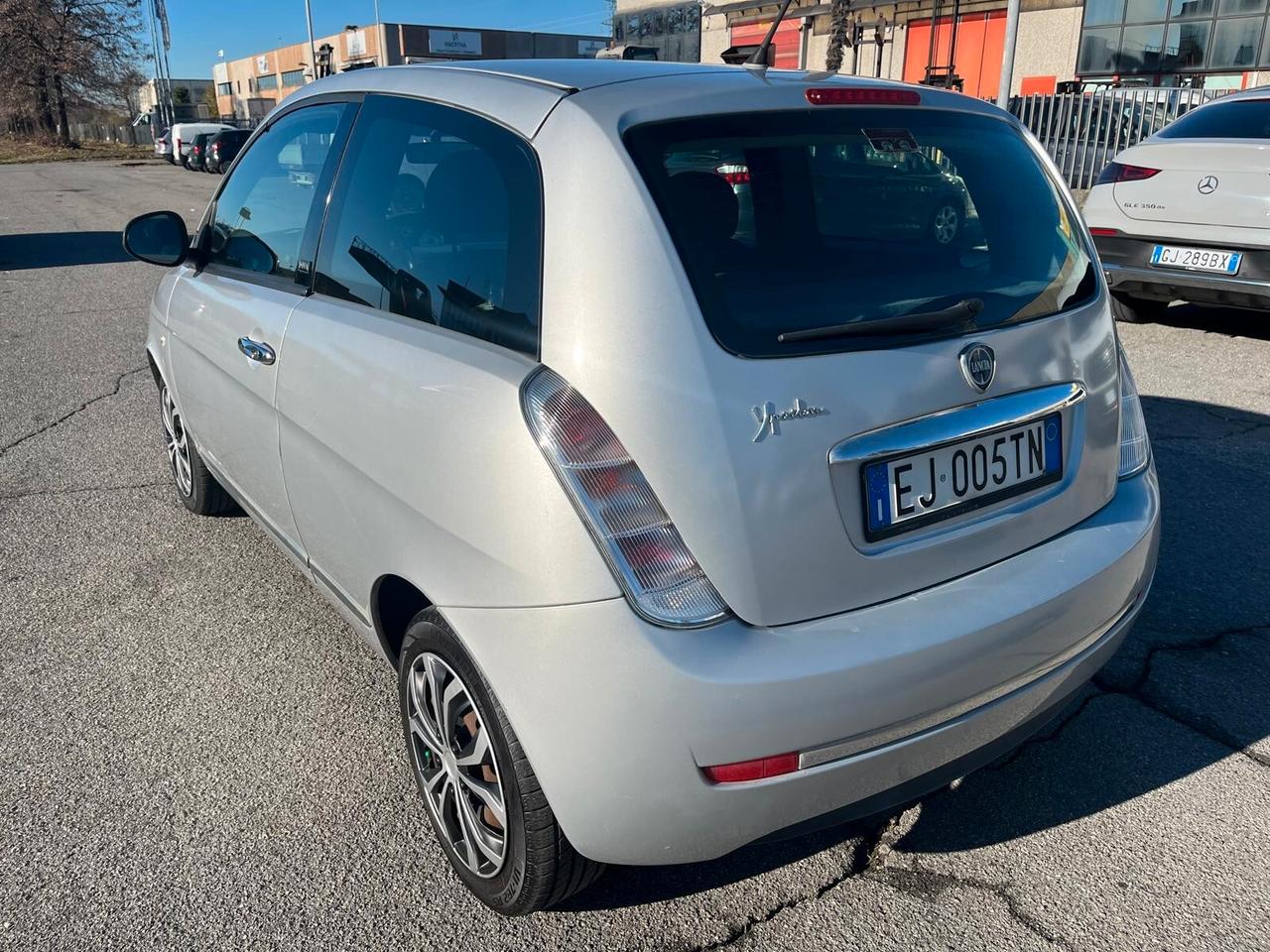 Lancia Ypsilon 1.2 69 CV
