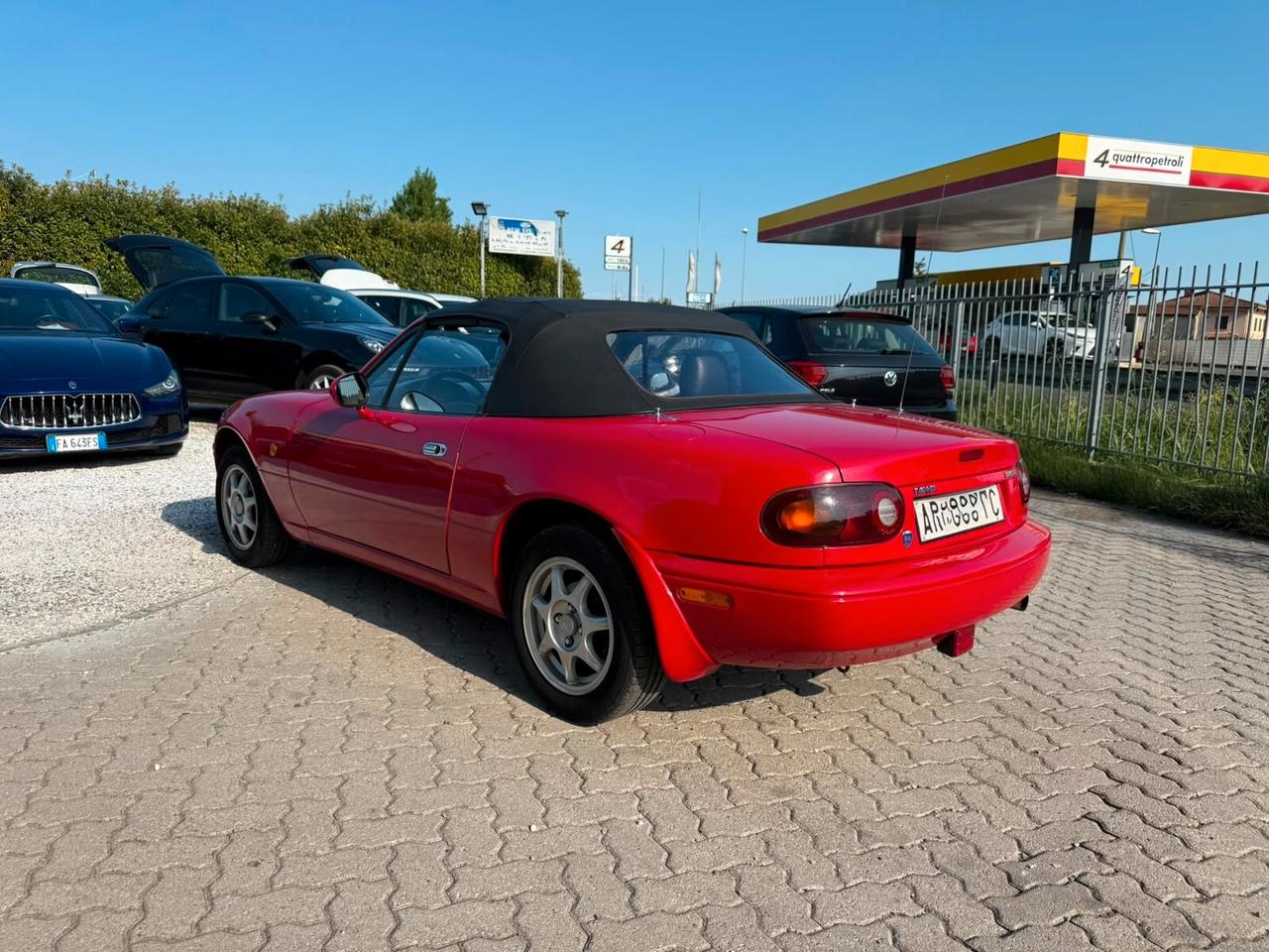 Mazda MX-5 1.6i 16V cat 1 SERIE