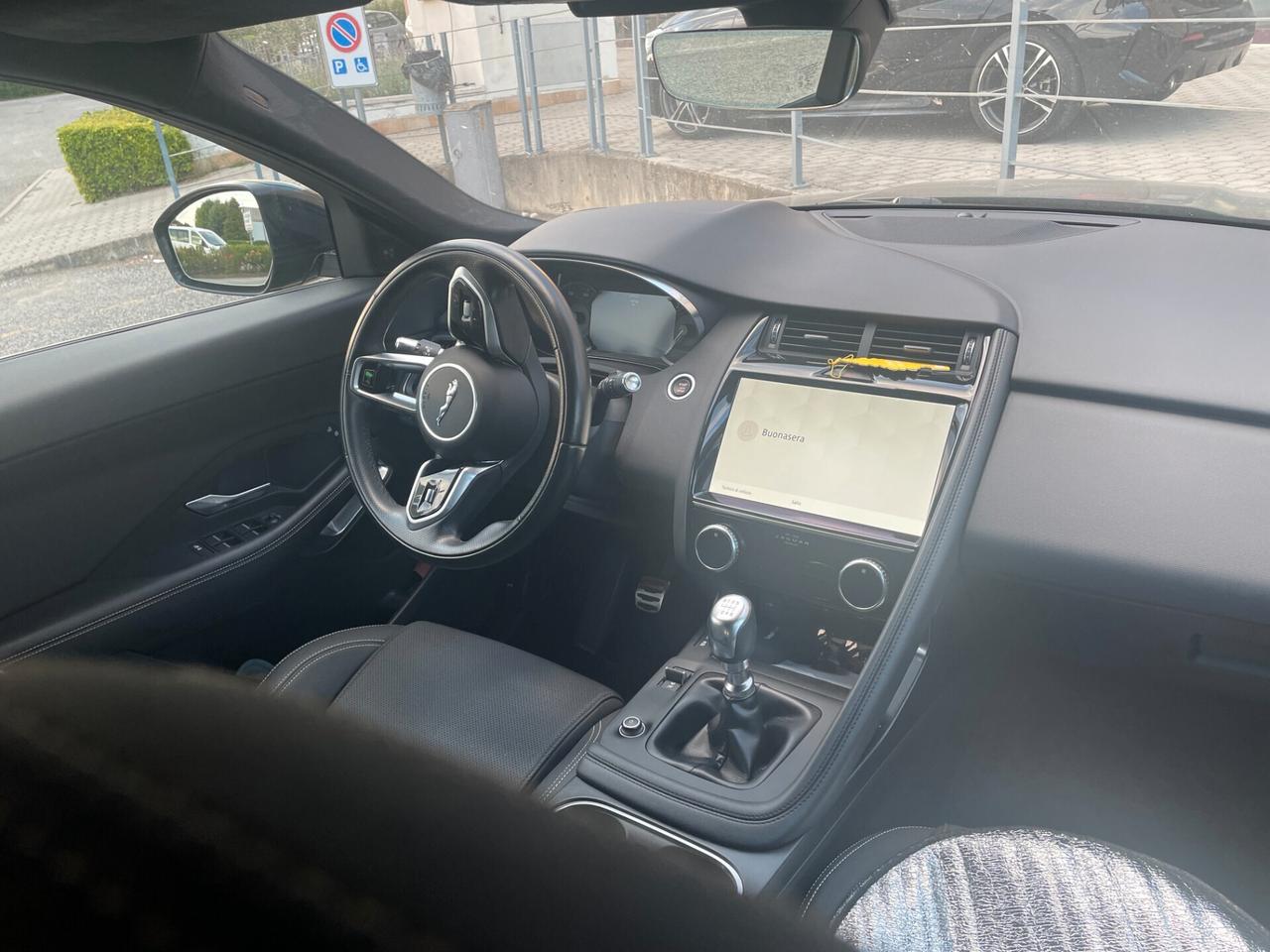 Jaguar E-Pace 2.0D I4 163 CV R-Dynamic