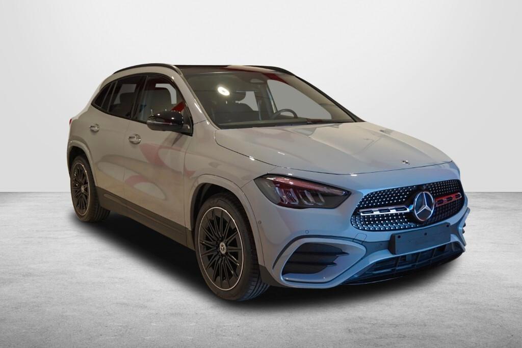MERCEDES-BENZ GLA 200D NEW 150CV AUTOMATIC 4MATIC AMG LINE ( FARI LED - TETTO PANORAMICO APR. - AMBIENT LIGHTS - PELLE - CRUISE - NIGHT PACK - NAVI PREMIUM - PARK ASSIST - TELECAMERA 360 - CERCHI 20 )