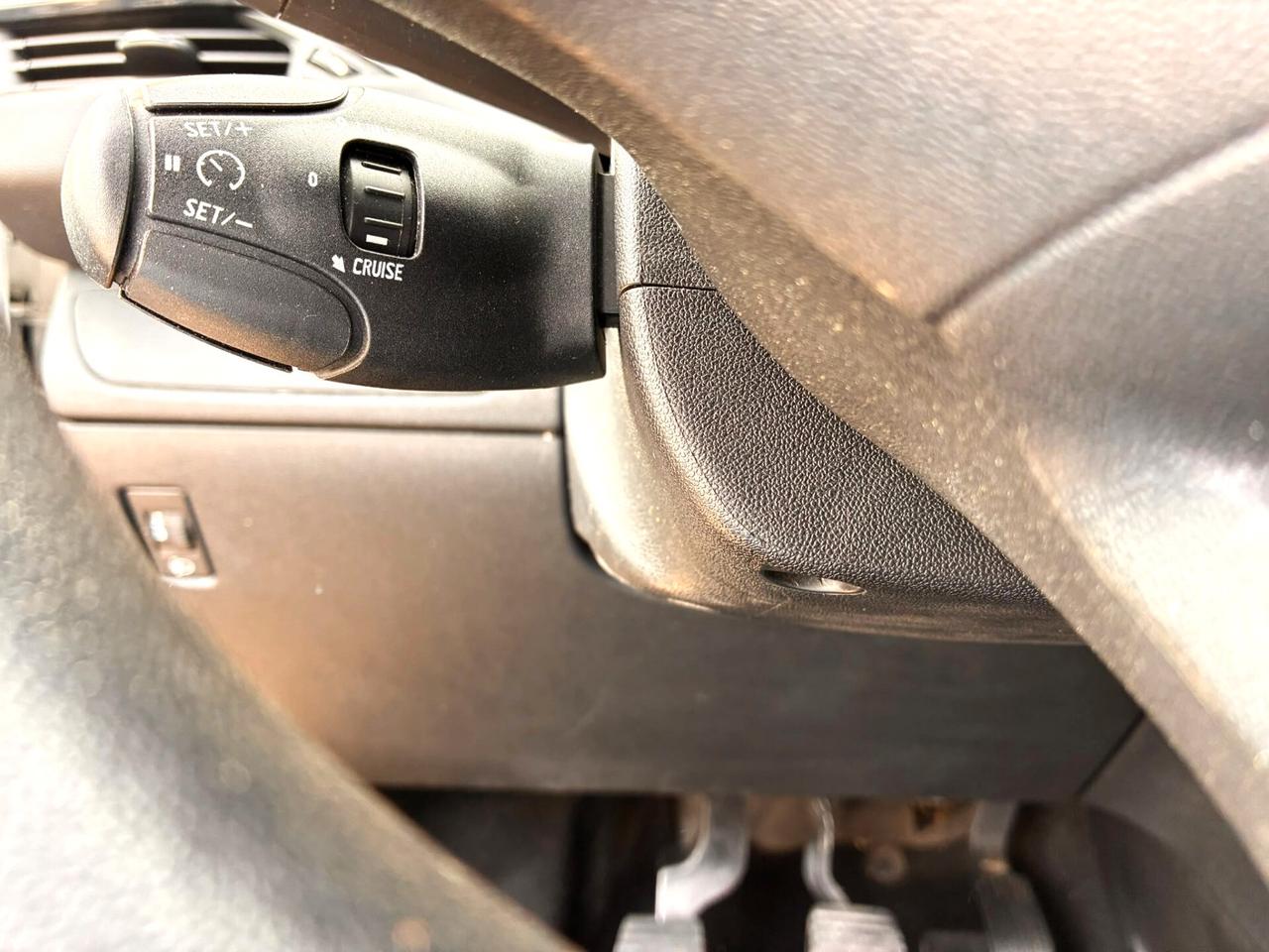 Peugeot 208 Van 2 p.ti (autocarro)