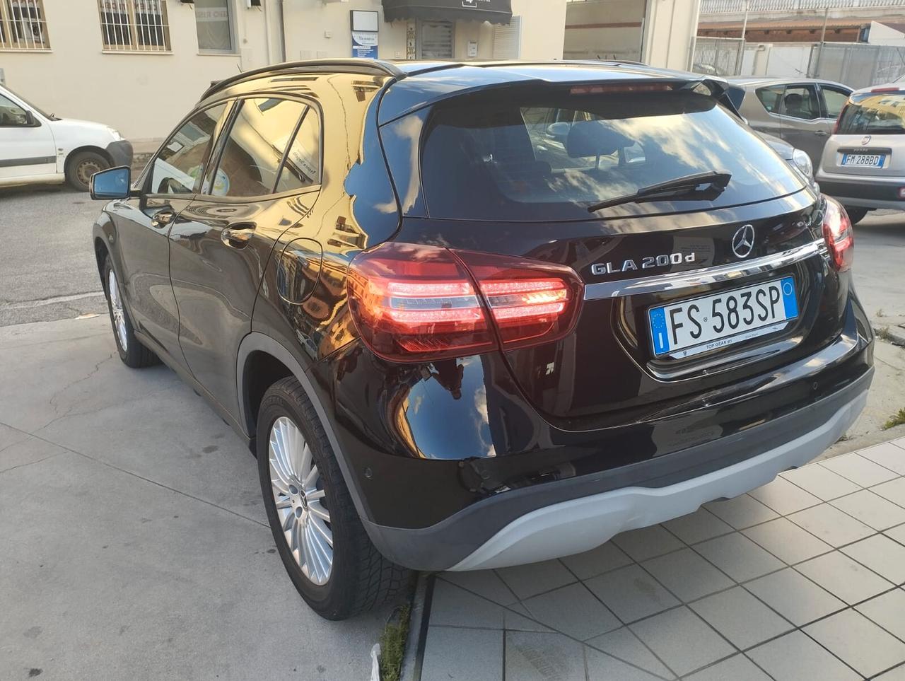Mercedes-benz GLA 200 d Automatic Business