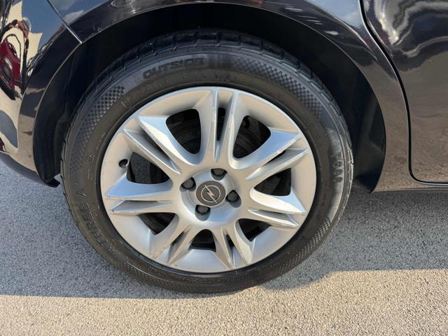 OPEL Corsa 1.3 CDTI 75CV Cosmo