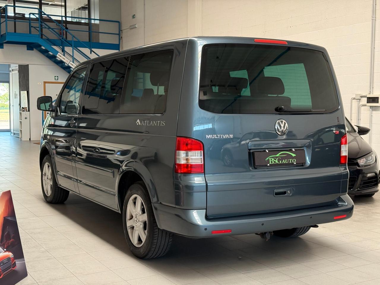 Volkswagen Multivan 2.5 TDI/130CV atlantis