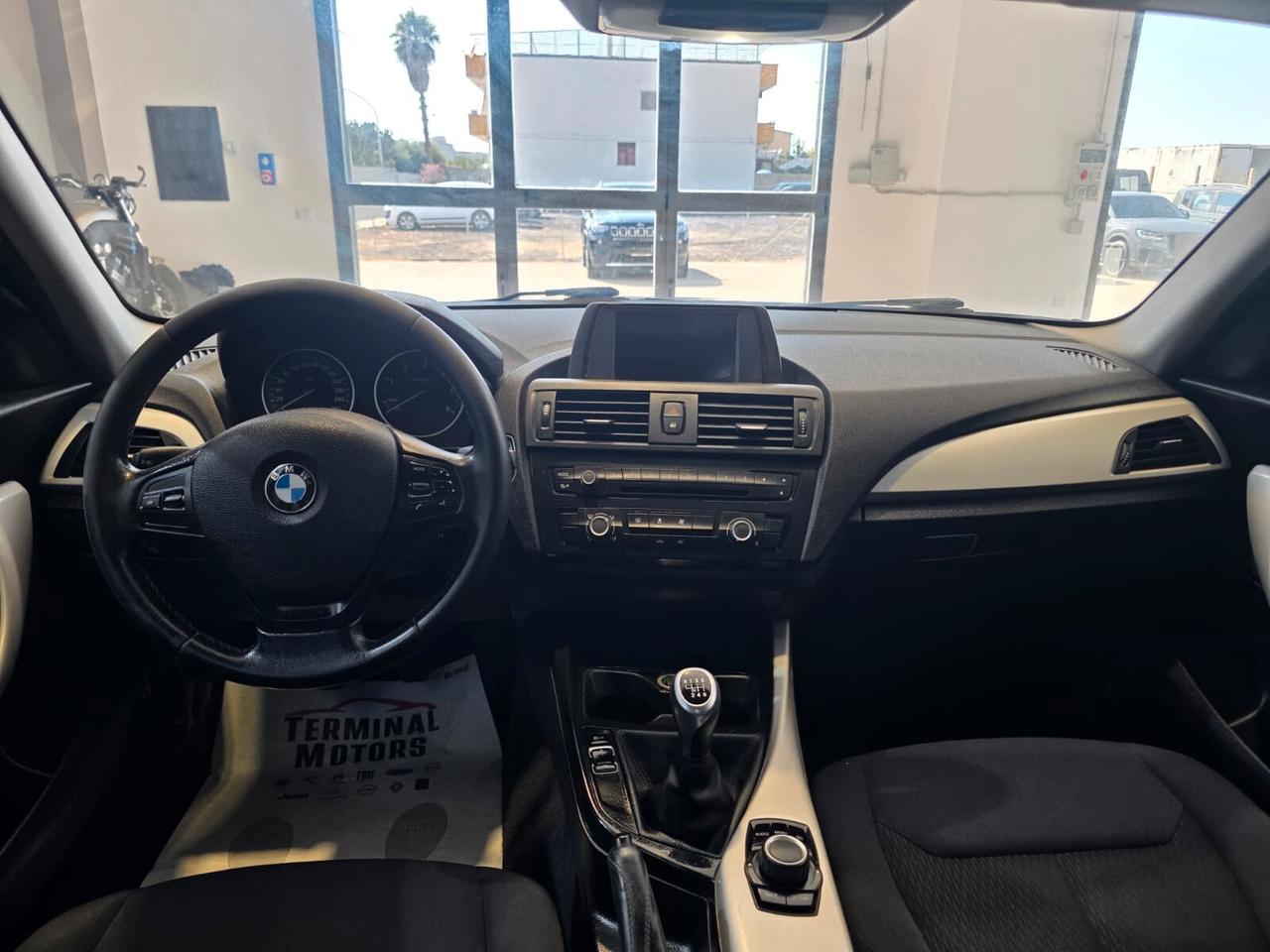 Bmw Serie 1 116d 5p. Business