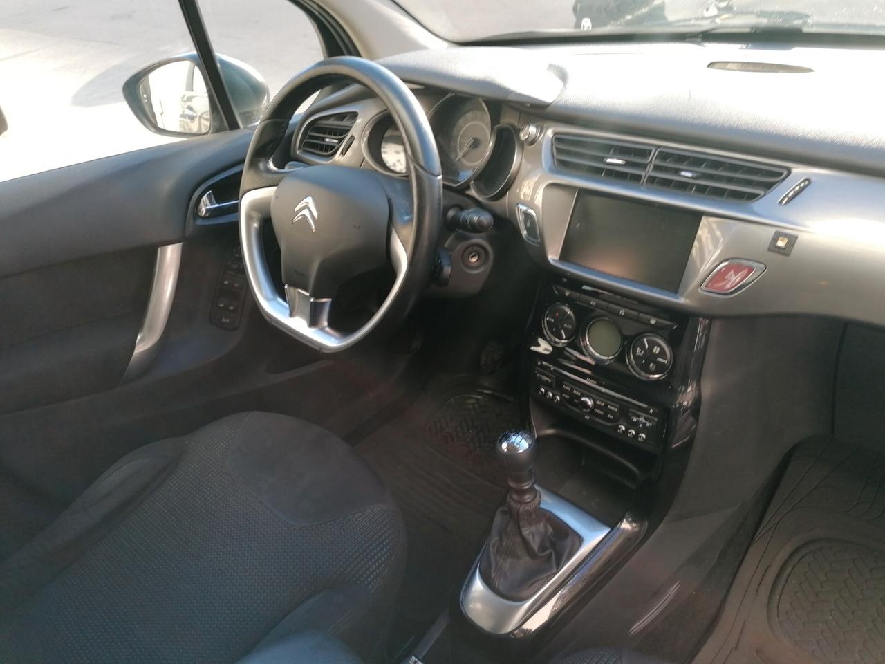 Citroen C3 1.6 e-HDi 110 Exclusive-Navy-Tetto