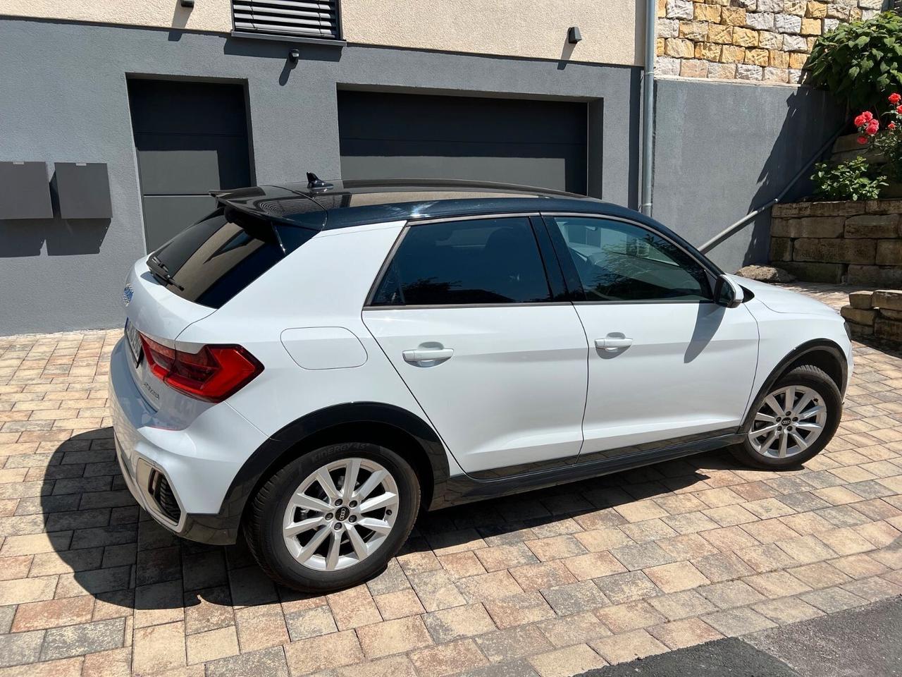 Audi A1 allstreet 30 TFSI S tronic Business
