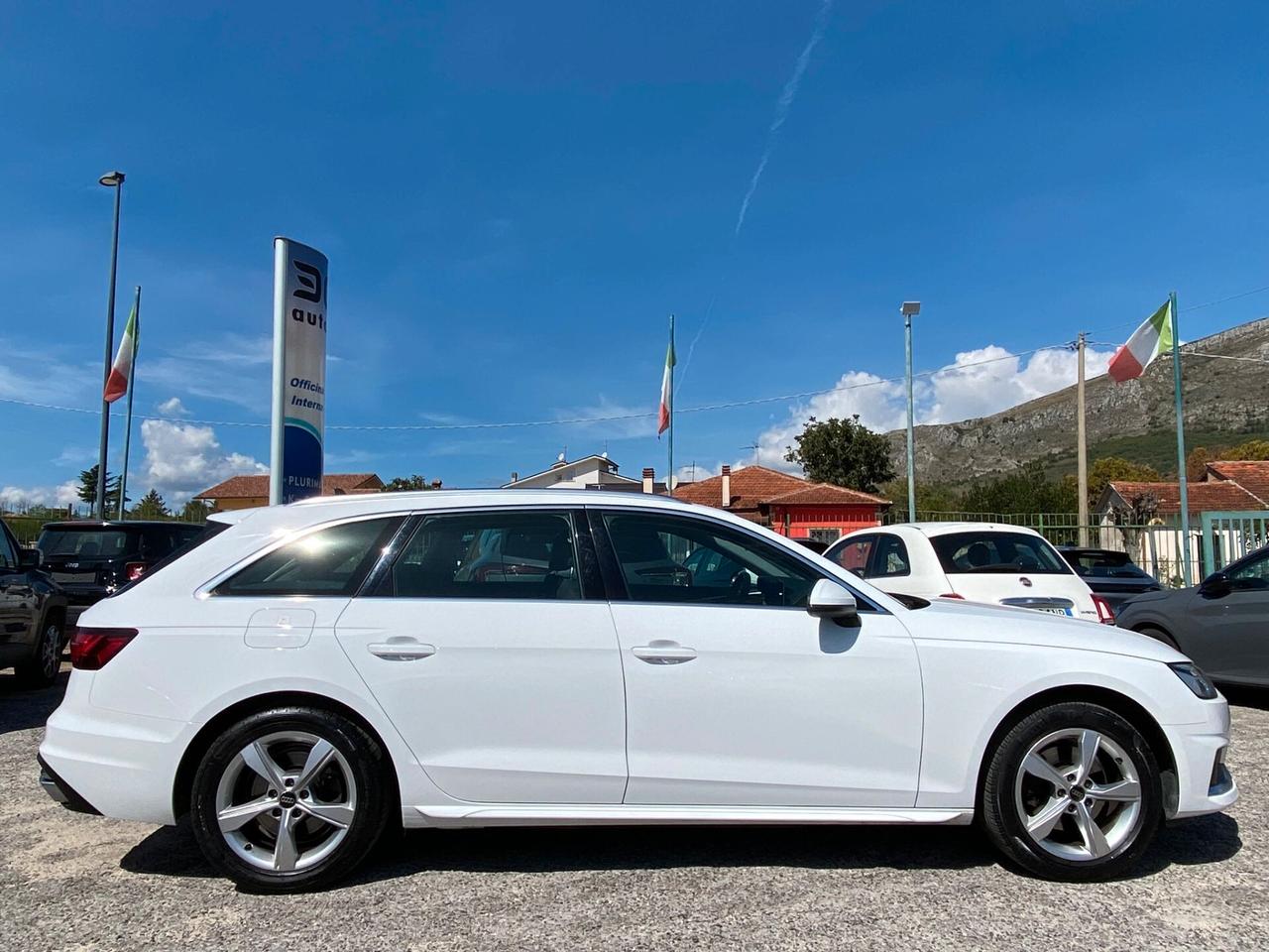 Audi A4 30 TDI/136 CV S tronic Business Advanced