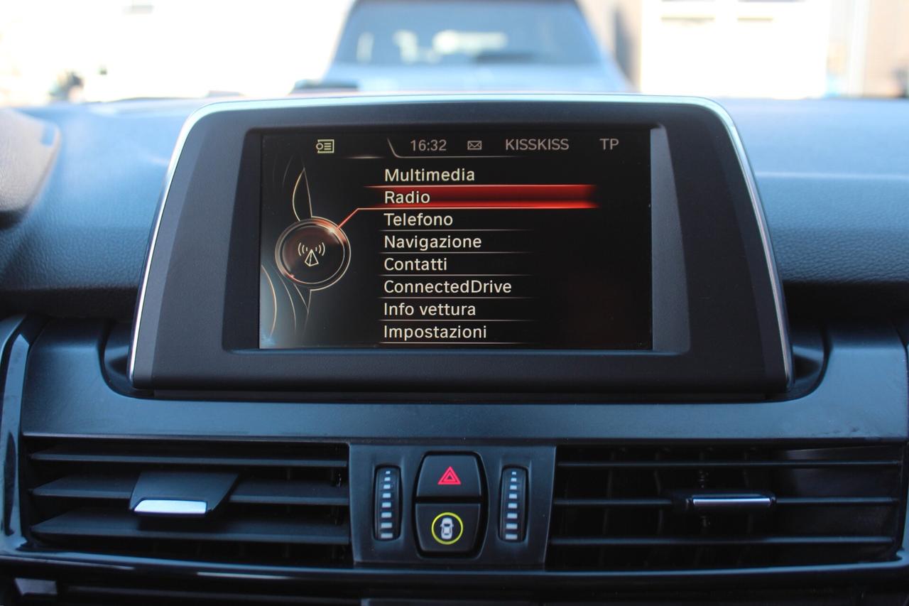 Bmw 216 218d Active Tourer Advantage