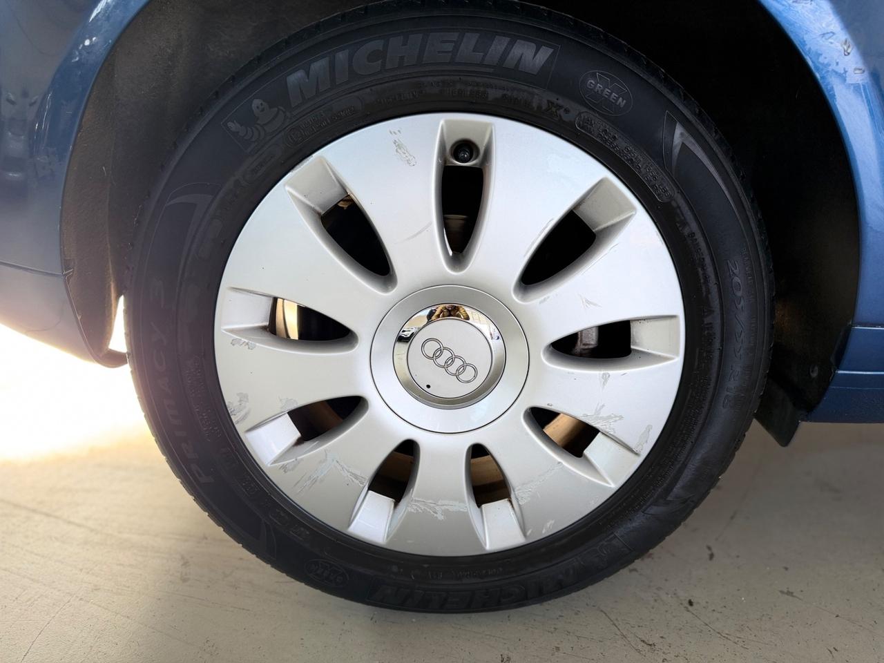 Audi A3 SPB 1.6 16V FSI Ambition NEOPATENTATI