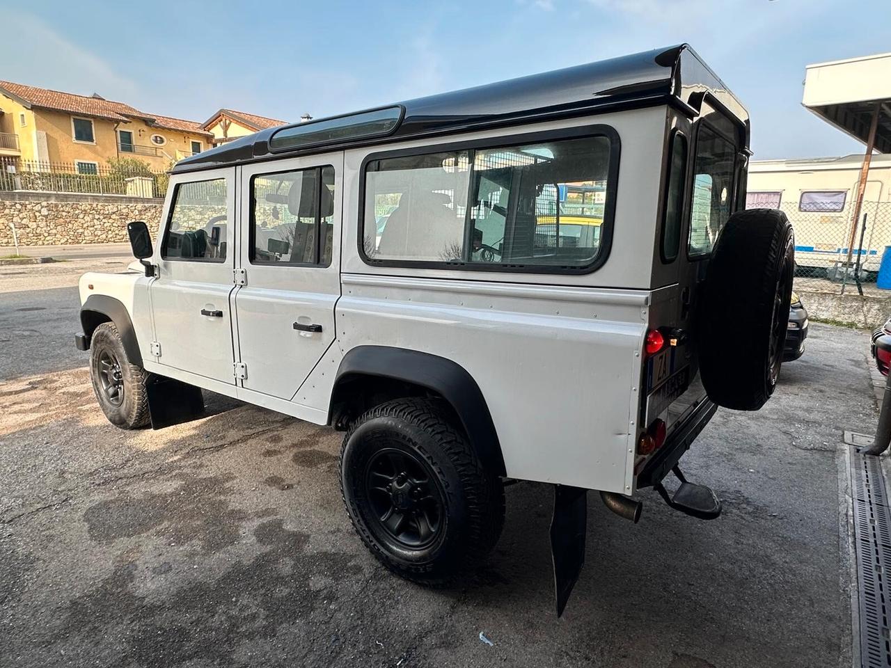 Land Rover Defender 110 2.2 TD4 Station Wagon E N1