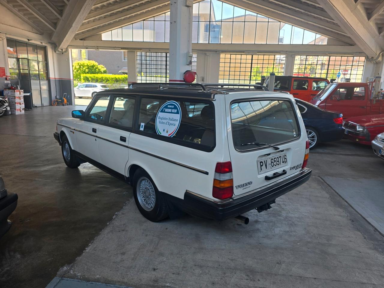 Volvo 240 GLE