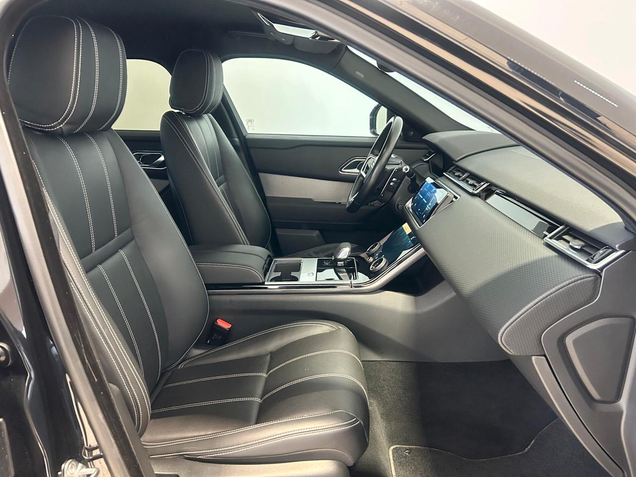 Land Rover Range Rover Velar 2.0D 204CV R-Dynamic S PROMO 3,95%